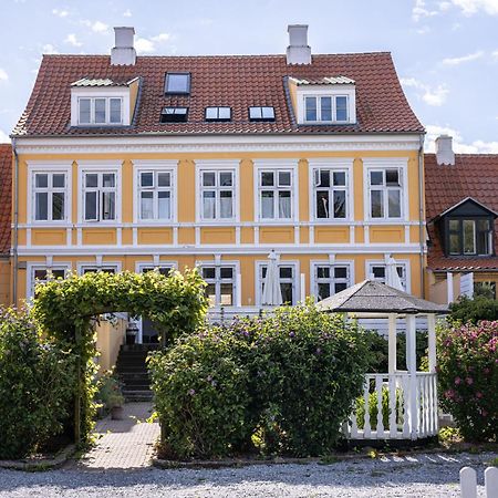 Arnfeldt Hotel Ærøskøbing Exterior foto